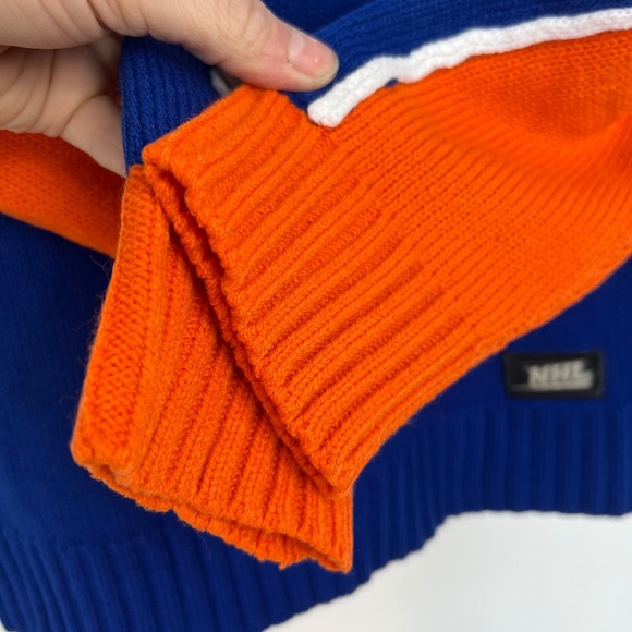 NHL Edmonton Oilers Womens Quarter Zip Pullover Sweater Blue Orange Knit Sz S - Picture 4 of 12